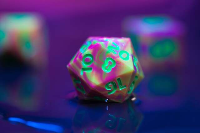 Virtual Visions- Glow in the dark dice